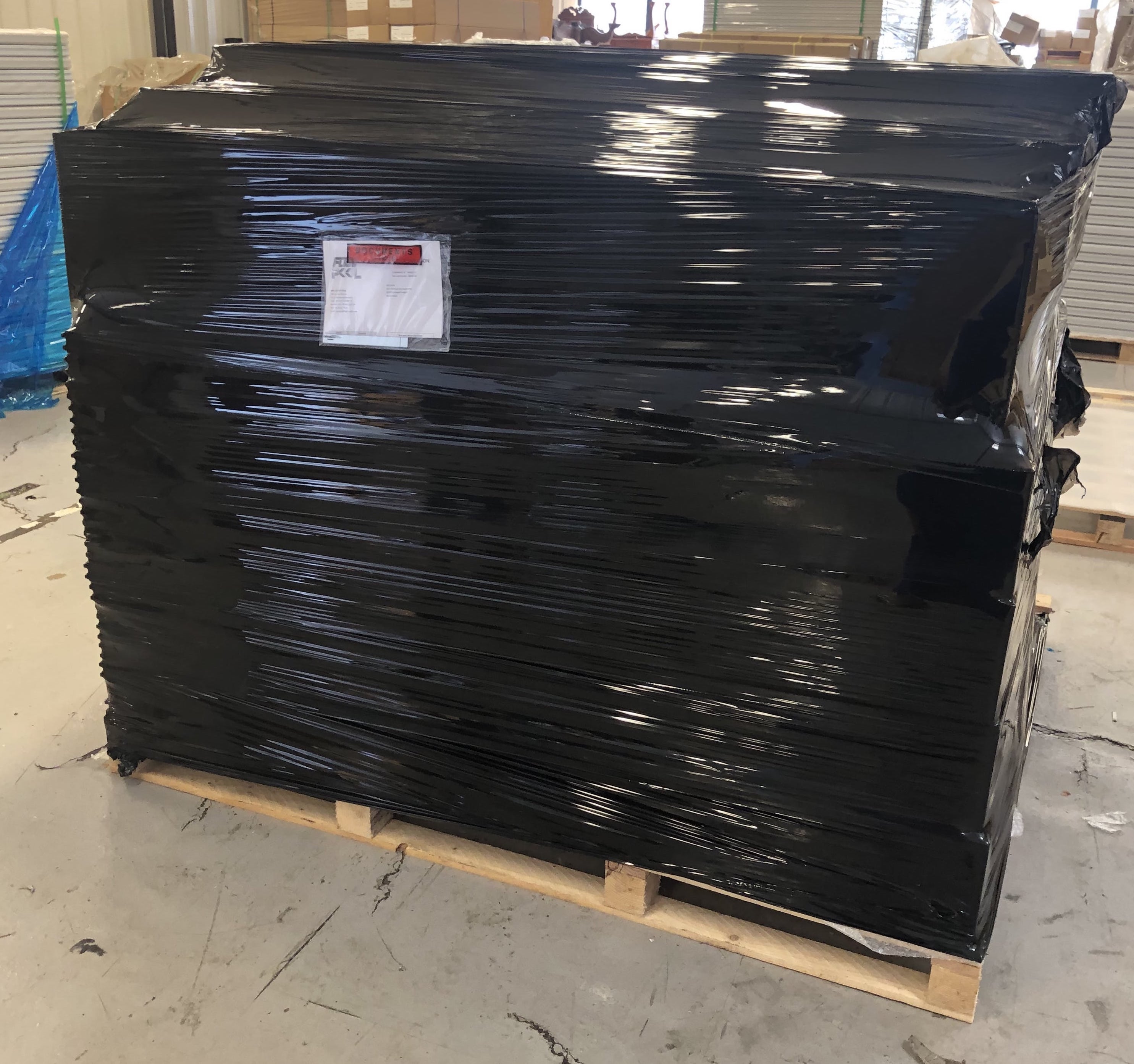 Wrapped box pallet for delivery of swimming pool kits